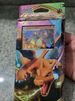Pokemon TCG Sword & Shield Vivid Voltage Charizard Theme Deck New - Image 2