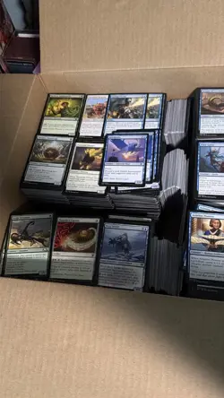 17 lbs Magic: The Gathering Bulk Cards – Unsorted Commons & Uncommons (2019+ Set - Image 1