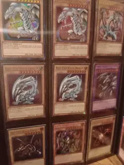 Yu-Gi-Oh! Binder Collection All Holo Blue Eyes Red Eyes Dark Magician - Image 1