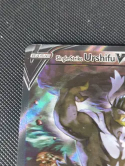 Pokemon TCG Urshifu v Battle Styles Alternate Art Single Strike 151/163 - Image 2