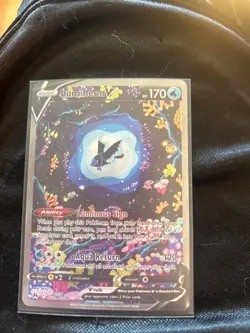 lumineon v Pokemon card, great condition - Image 1