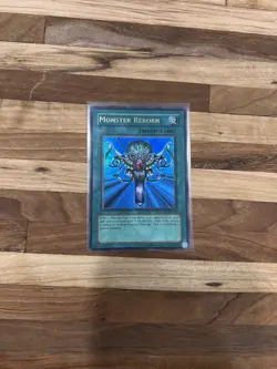 Konami Yu-Gi-Oh Monster Reborn LOB-118 Ultra Rare - Image 1