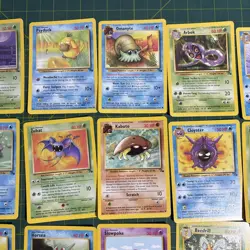 1999 Fossil Common/Uncommon Set x 23 Pokemon Cards No Duplicates! - Image 3