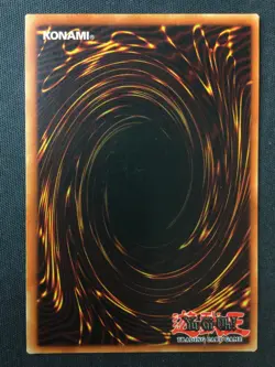 Yu-Gi-Oh TCG Starter Deck: Yugi #SDY-006 Dark Magician Ultra Rare (Faded) - Image 2