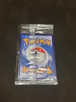 Pokemon TCG Bahasa Indonesia Language Pikachu Berkemeja Batik V1 101/SV-P - Image 2
