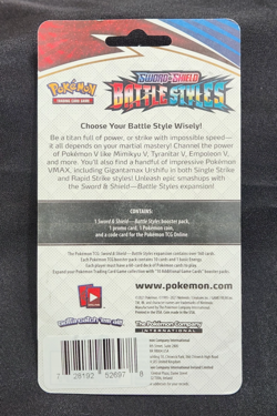 Pokemon TCG SWSH Battle Styles Blister Pack w/ Coin & Charmander Promo - Image 2