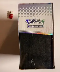 Pokemon TCG Scarlet & Violet Prismatic Evolutions ETB Eevee - Image 2