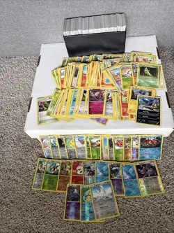 800+ Huge Bulk Lot Mid-Era 2013 - 2019 Pokemon Cards Collection - Image 1