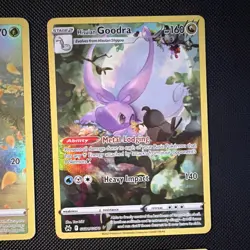 Pokemon TCG Crown Zenith Paras GG32/GG70 4-Card Lot Goodra Comfey Holo EN - Image 3