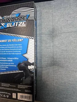 Pokemon TCG Karmesin & Purpur Schwarze Blitze Ordner Kollektion Neu OVP Deutsch - Image 4