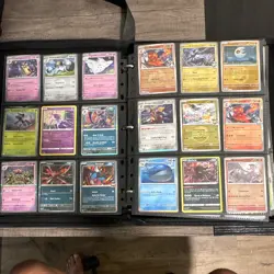Pokemon TCG: 570 Card Holo, Reverse Holo, Baby Shiny Lot - Image 5