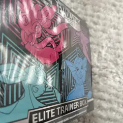 Pokemon TCG Sword and Shield Evolving Skies Elite Trainer Box ETB Sealed *Tear - Image 2