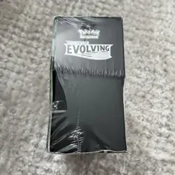 Pokemon TCG Sword and Shield Evolving Skies Elite Trainer Box ETB Sealed *Tear - Image 4