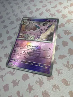 Espeon 033/131 (Poke Ball Pattern) - Pokemon Prismatic Evolutions Holo - Image 2