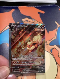 Flareon V SWSH179 Sword & Shield Promo Holo English 210 HP Pokemon TCG - Image 1
