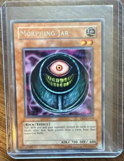 Morphing Jar YuGiOh Dark Beginning 2 #DB2-EN104 MP CREASE ON BACK - Image 1