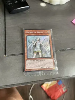 Yugioh Maiden of White SDWD-EN041 Ultra Rare 1st Edition NM - Image 1