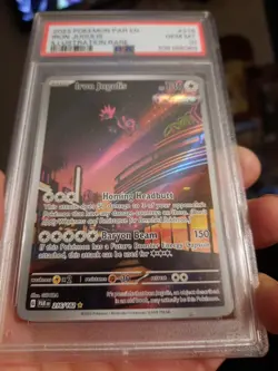 Iron Jugulis Illustration Rare Psa 10 Gem Mint 2023 Paradox Rift 216 Par En Card - Image 2
