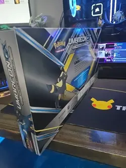 Pokemon 2017 Umbreon GX Premium Collection Box. New/Sealed - Image 3