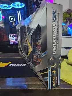 Pokemon 2017 Umbreon GX Premium Collection Box. New/Sealed - Image 4
