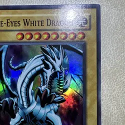 Konami Blue-Eyes White Dragon DLG1-EN002 Secret Rare Foil 3000/2500 - Image 4