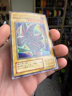 Yugioh TCG Dark Magician P4-02 Japanese Ultra Rare Premium Pack 4 - Image 2