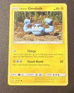 Alolan Geodude 35/181 Common Team Up Lightly Played Pokemon Card TCG Single 2019 - Image 3