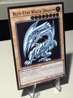 Yu-Gi-Oh Blue-Eyes White Dragon OP28-EN001 Ultimate Rare - Image 4