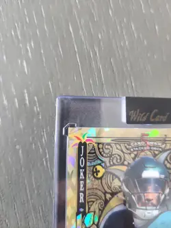 2026 JOKER CRACKED IC GOLD Wild Card Black Tie Jalen Hurts Eagles SDJJ-JHN 1/1 - Image 2