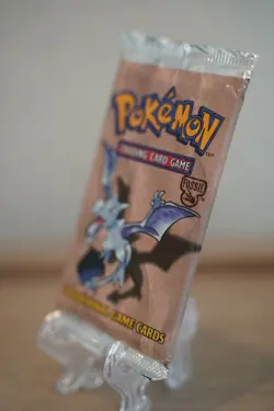Pokemon WOTC Fossil Unlimited Booster Pack Vintage Sealed TCG Aerodactyl - Image 3