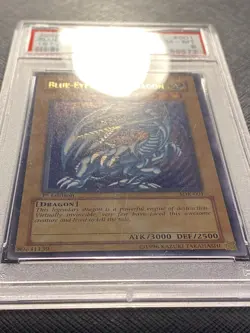 PSA 8 Blue-Eyes White Dragon SDK-001 1st Edition North American 2002 Yu-Gi-Oh! - Image 4
