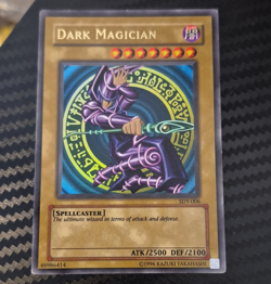 Konami Yu-Gi-Oh! TCG Dark Magician SDY-006 Starter Deck: Yugi Ultra Rare EN - Image 1
