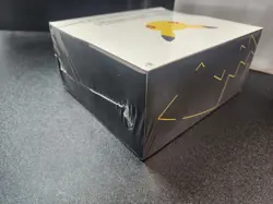 New Pokemon Celebrations Elite Trainer Box ETB 25th Anniversary - Small Seal Rip - Image 5