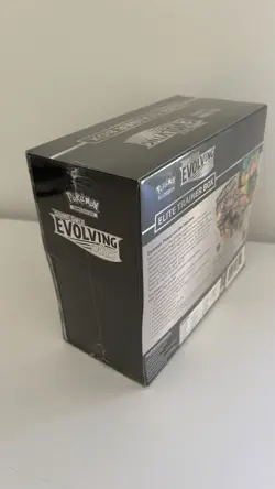 Pokemon TCG Sword & Shield Evolving Skies ETB New SEALED - Image 2