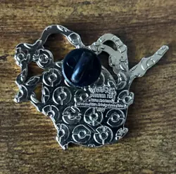 Mega Rayquaza Collector's Pin 2015 Metal Enamel Pin Roaring Skies Pokemon TCG - Image 2