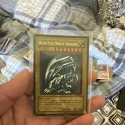 Blue-Eyes White Dragon SDK-001 Normal Regular Konami Yu-Gi-Oh! TCG Card - Image 1
