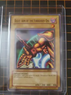 Right Arm of the Forbidden One DB1-EN137 Dark Beginning YuGiOh! TCG - Image 1