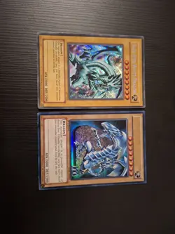 Yu-Gi-Oh Blue-Eyes White Dragon BPT-009 HP + SDBE-EN001 1st Edition LP-MP - Image 1