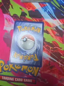 Pokemon TCG Scraggy 138/086 Sv: White Flare Illustration Rare Holo Card NM- - Image 2