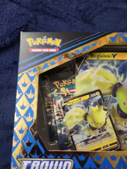 Pokemon TCG Crown Zenith Regieleki V Collection Box - Sealed - Brand New 820650851834 - Image 3