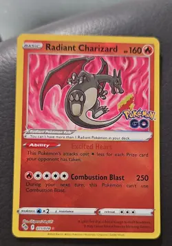 Radiant Charizard 011/078 Pokemon GO Holo - Image 1