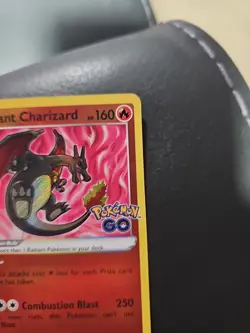 Radiant Charizard 011/078 Pokemon GO Holo - Image 3