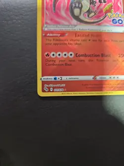 Radiant Charizard 011/078 Pokemon GO Holo - Image 4