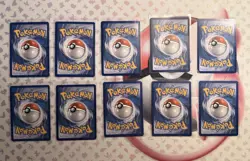Pokemon TCG 10 Card Holo/Rev Lot B/W Era - Image 4