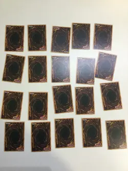 Yugioh YU-GI-OH CCG 20 card Lot many great cards Most have 1st edition lot 01-02 - Image 5