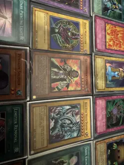 Yu-Gi-Oh Vintage 67 Card Lot! Over 60 Holos! NM - Image 2