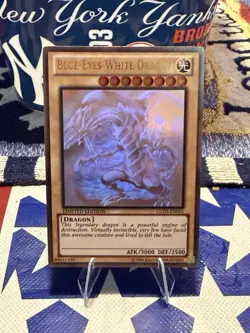 Blue-Eyes White Dragon GLD5-EN001 Ghost rare Gold Limited Edition YuGiOh - Image 1