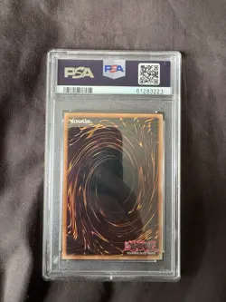 Toon Dark Magician TDIL-EN032 THE DARK ILLUSION PSA 9 Mint - Image 2
