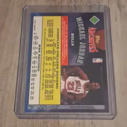 Topps 1992-93 Archives Michael Jordan #52 Chicago Bulls NBA Basketball Card - Image 2