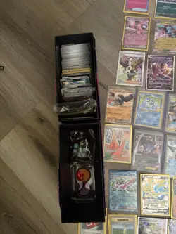 Pokemon TCG mixed card lot! - Image 3